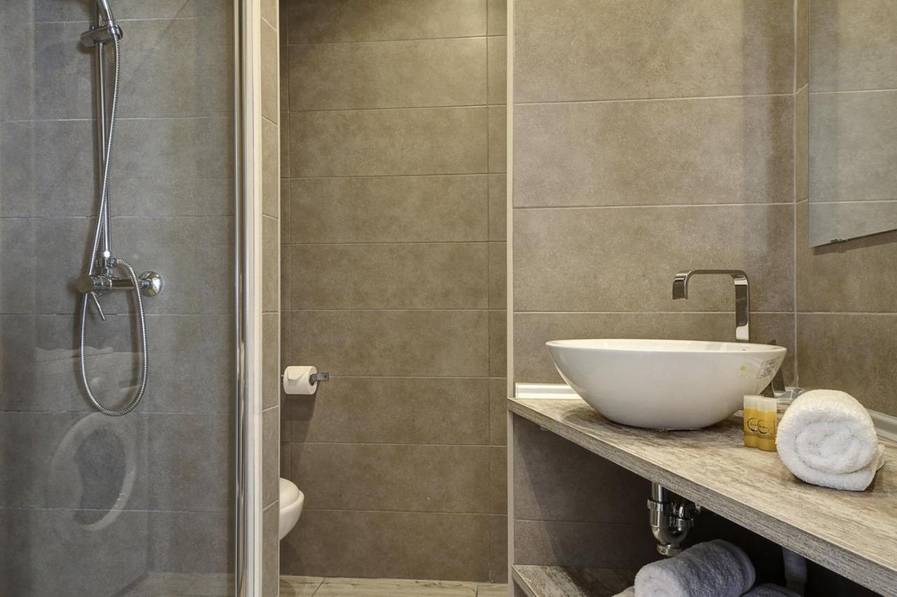 Apartamentos Marina Villages La Herradura  Bagian luar foto