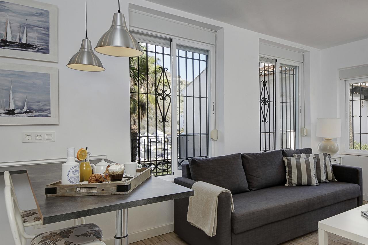 Apartamentos Marina Villages La Herradura  Bagian luar foto