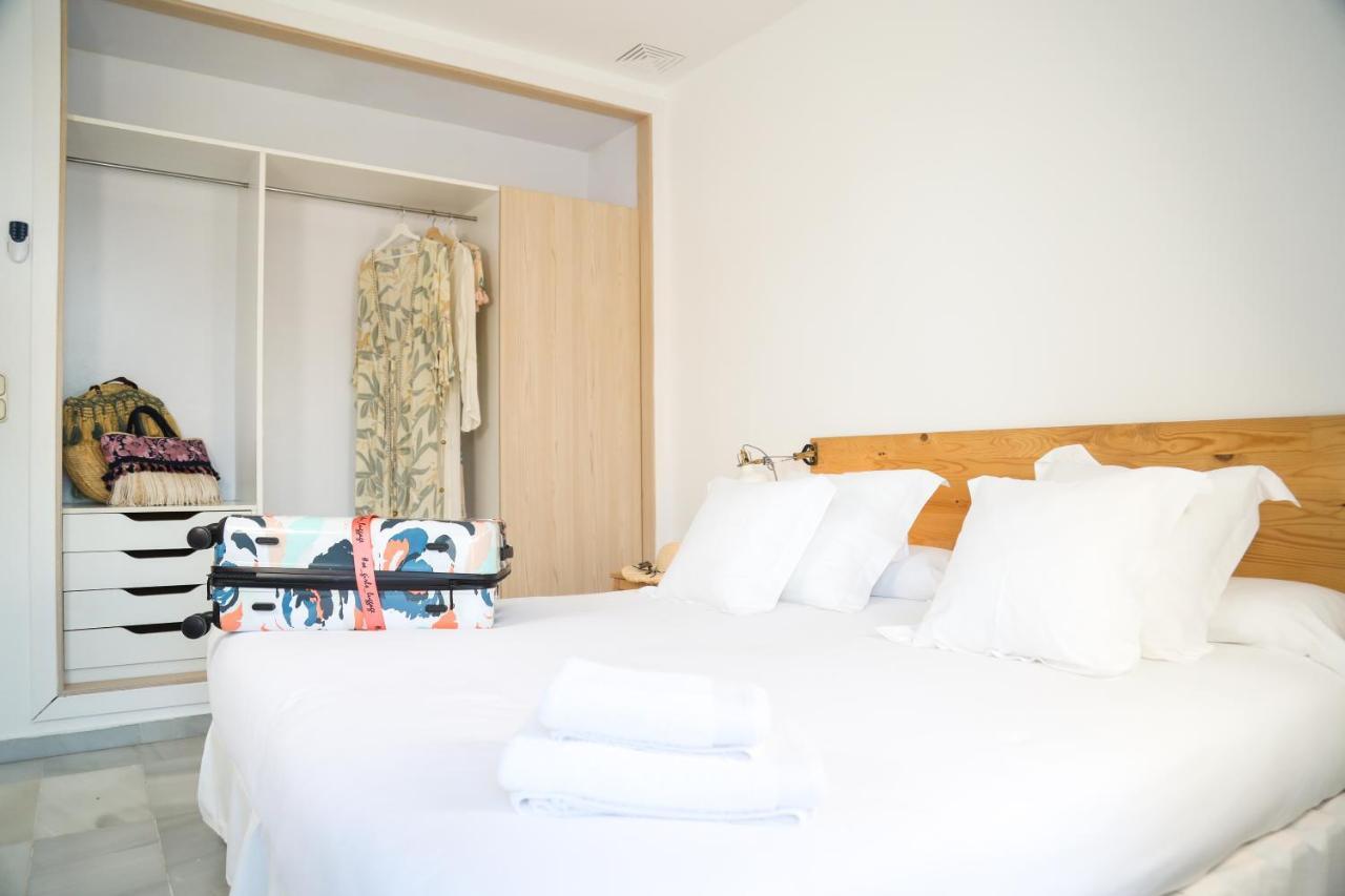 Apartamentos Marina Villages La Herradura  Bagian luar foto